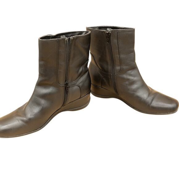 Vintage Kenneth Cole Reaction "Very Cool" Black Leather Womens Boot 8.5M - Picture 8 of 13